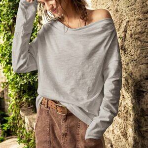 NWT 💯 % Cotton Long Sleeve Gray Top